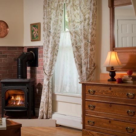 Warren West Hill House B&B מראה חיצוני תמונה